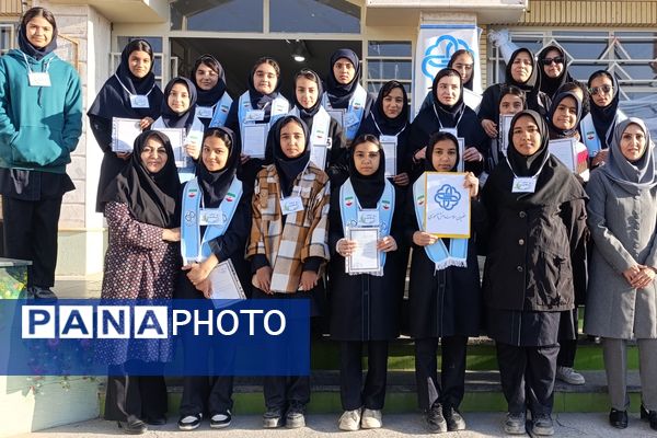 مراسم افتتاحیه سفیران سلامت در دبیرستان مهر نیشابور 