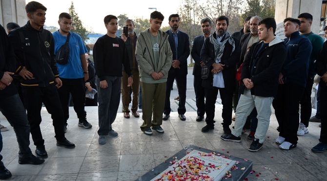 لحظات ناب بدرقه کاروان دانش‌آموزان عمره‌گزار شهرستان‌های استان