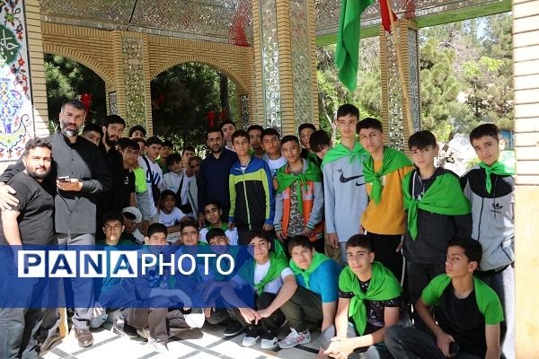 اعزام دانش‌آموزان پسر البرزی به اردوی زیارت اولی مشهد مقدس