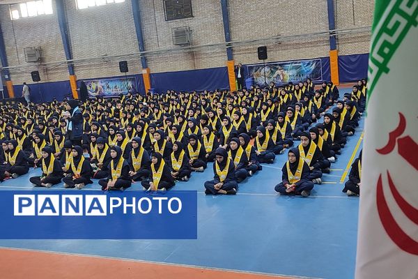 همایش بزرگ هزار نفری یاوران انقلاب و پیشتازان مقاومت در شهر جدید پرند