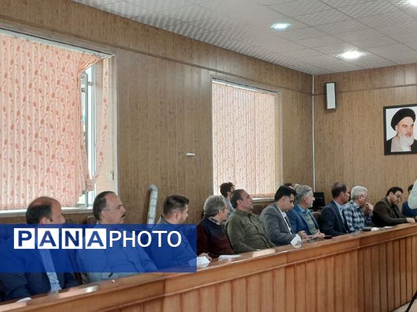 ساخت اردوگاه تربیتی دانش‌آموزی شهر زرقان اولویت مدیرکل آموزش و پرورش استان فارس