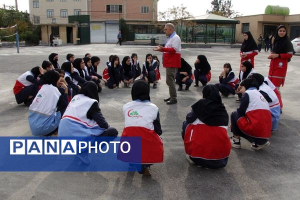 برگزاری مانور سراسری زلزله در بهارستان‌2