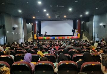 اکران فیلم سینمایی «یوز»  در سینما بهمن خوراسگان