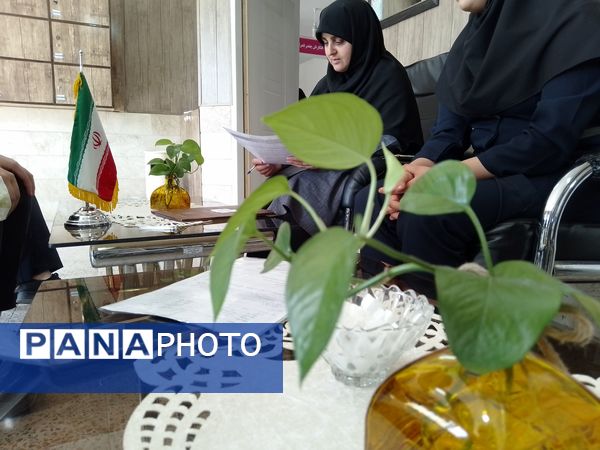 برگزاری اولین جلسه شورای دانش‌آموزی در دبیرستان دخترانه فاطمیه