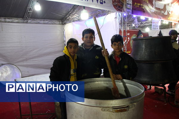 نمایشگاه شب یلدا در باغ دولت‌آباد یزد