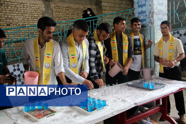 نماز جمعه شهرکرد با عطر حضور معلمان