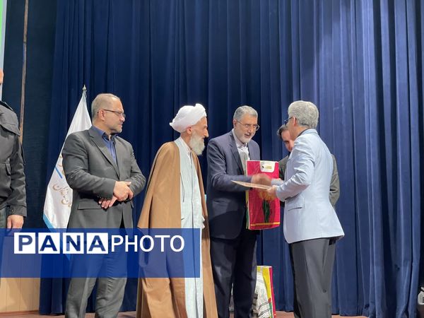 آیین رونمایی از کتاب راهبرد نگاری مازندران آینده 