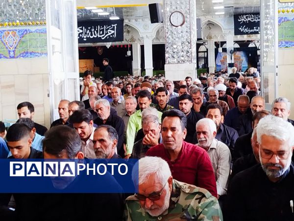 نماز جمعه در کاشمر 
