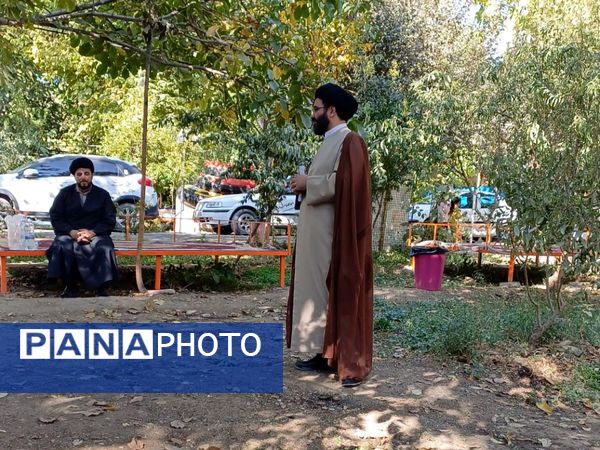 نماز جمعه باشکوه و آیین تجلیل از برگزیدگان رویداد «دختران حاج قاسم» 