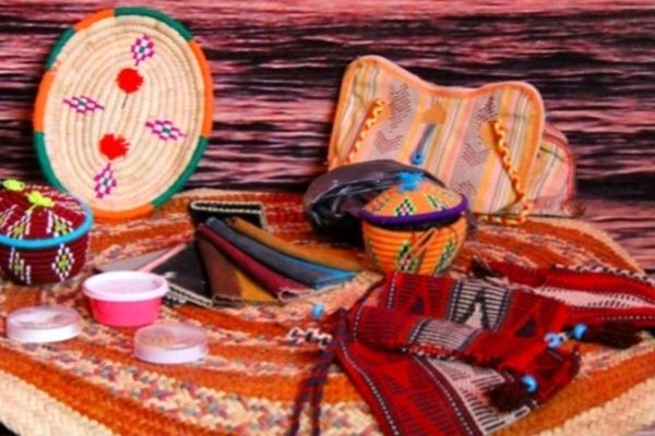 صنایع دستی کوچک نبض فرهنگ و هویت ملی هستند