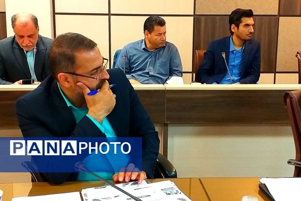 سومین جلسه شورای آموزش و پرورش ملارد با حضور مدیرکل آموزش و پرورش شهرستان‌های استان تهران