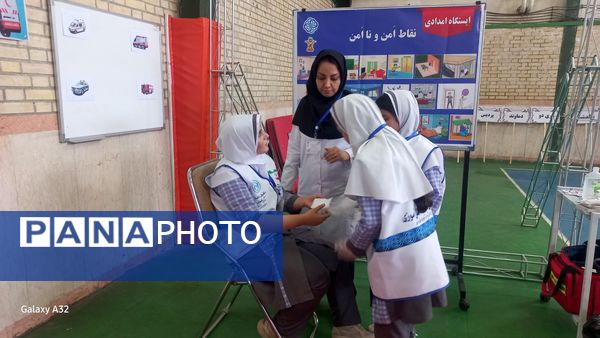 مرحله پایانی جشنواره رقابت‌های علمی و مهارتی دانش‌آموزان سفیران سلامت شهرستانهای استان تهران