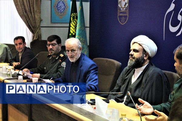 نشست شورای هماهنگی آیین وداع و خاکسپاری شهدای گمنام در قم