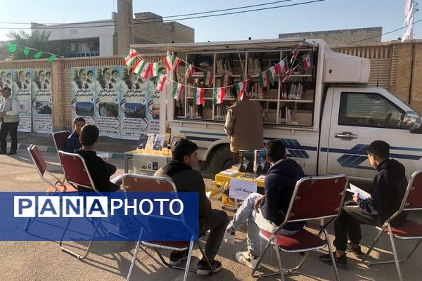 نواخته شدن زنگ گلبانگ انقلاب اسلامی در دبیرستان خوروش2 کارون