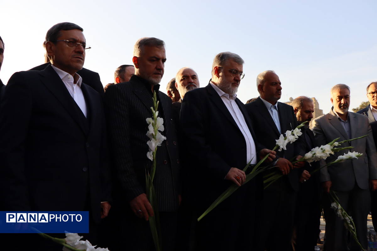 تجدید پیمان استاندار تهران با آرمان های شهدا