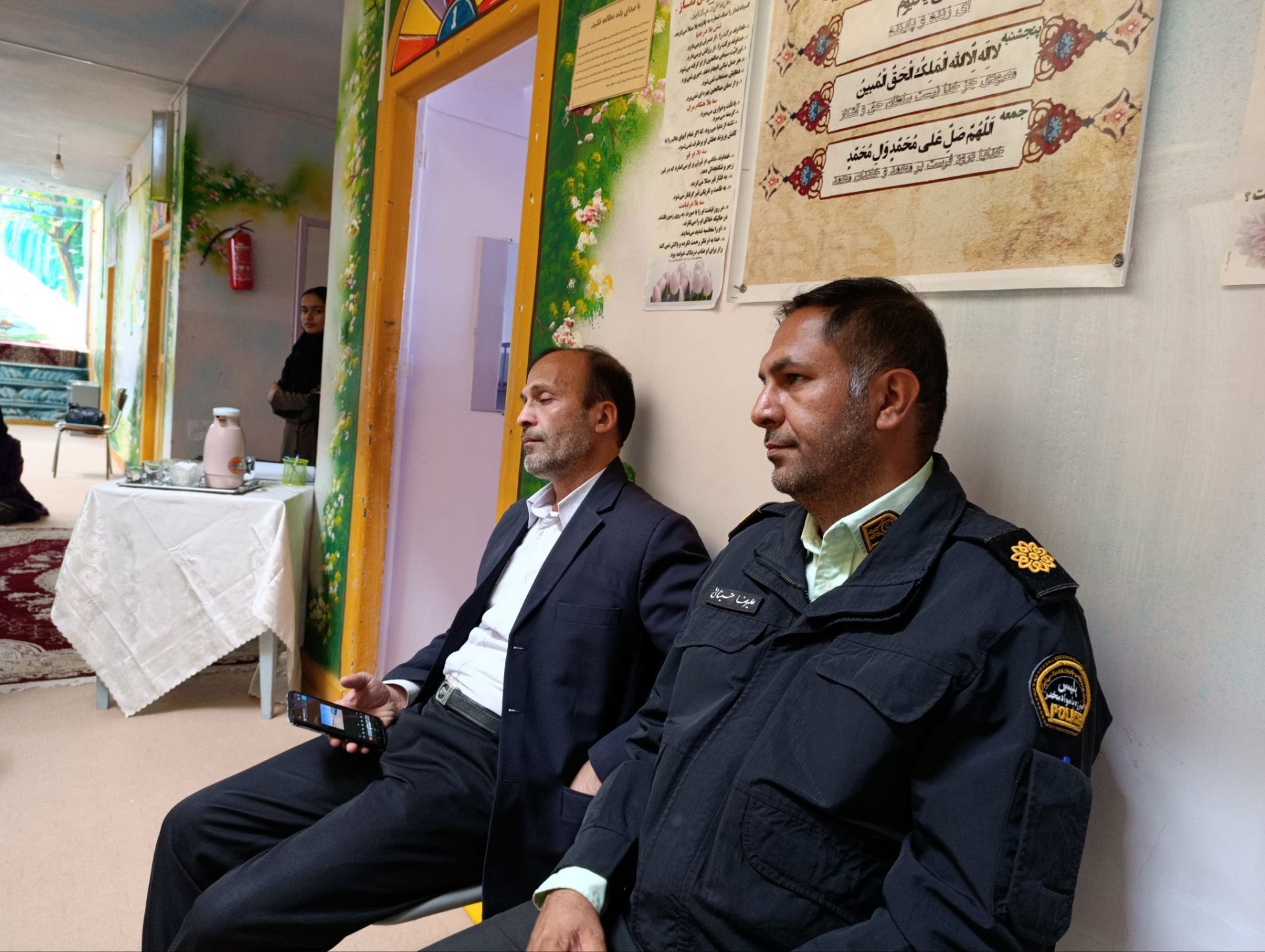  جلسه آموزش خانواده در دبیرستان نمونه اندیشه 