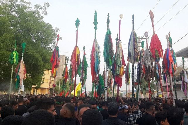 آیین سنتی علم‌گردانی در شهرستان میناب 