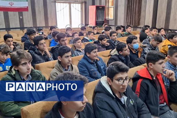 برگزاری همایش‌ هدایت تحصیلی،در قرچک 