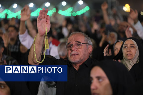 جشن آغاز امامت حضرت مهدی(عج) در مسجد جمکران