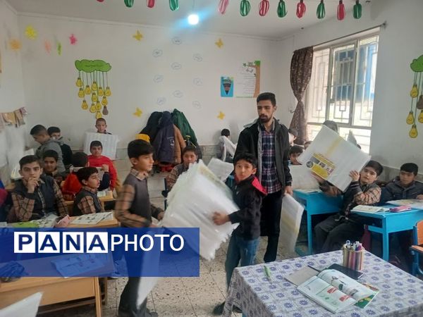 توزیع درپوش استاندارد دریچه کولر در دبستان شهید پسندیده فدافن 