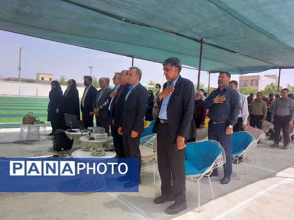 افتتاح زمین‌های فوتسال و بازی کودکان و والیبال پارک بانوان حاجی آباد  