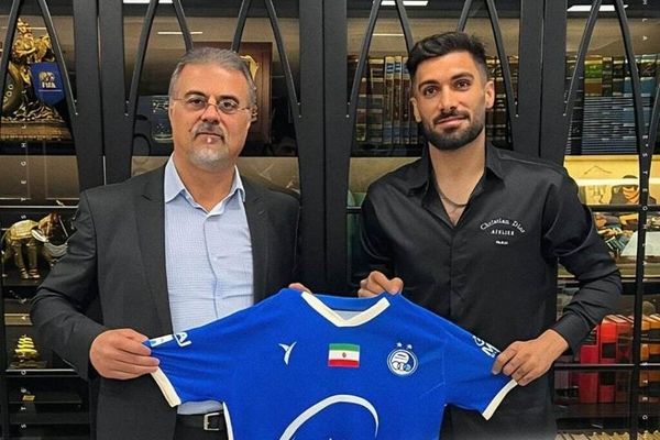 آقاسی استقلالی شد؛ تکیه مدافع ملی‌پوش به دیوار دفاعی لغزان آبی ها