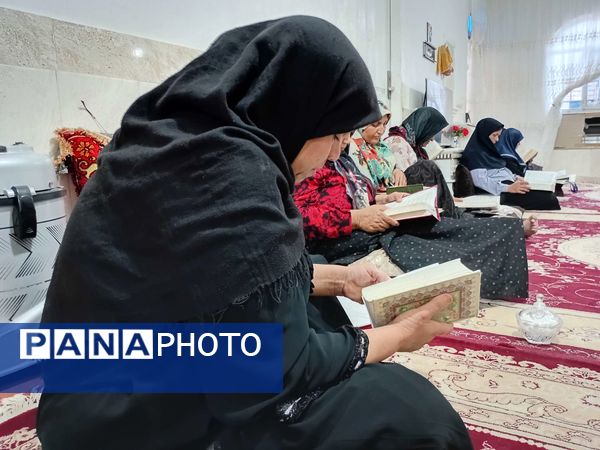 جلسات قرائت قرآن در ایام محرم در خلیل آباد