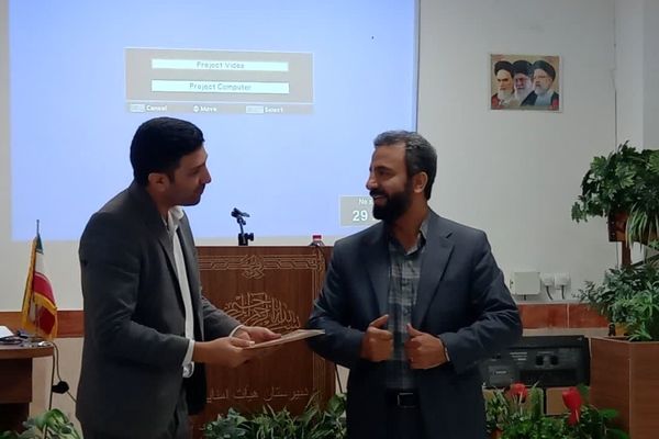 کارگاه آموزشی توانمندسازی مدیران و معاونان اجرایی مدارس متوسطه اسلامشهر