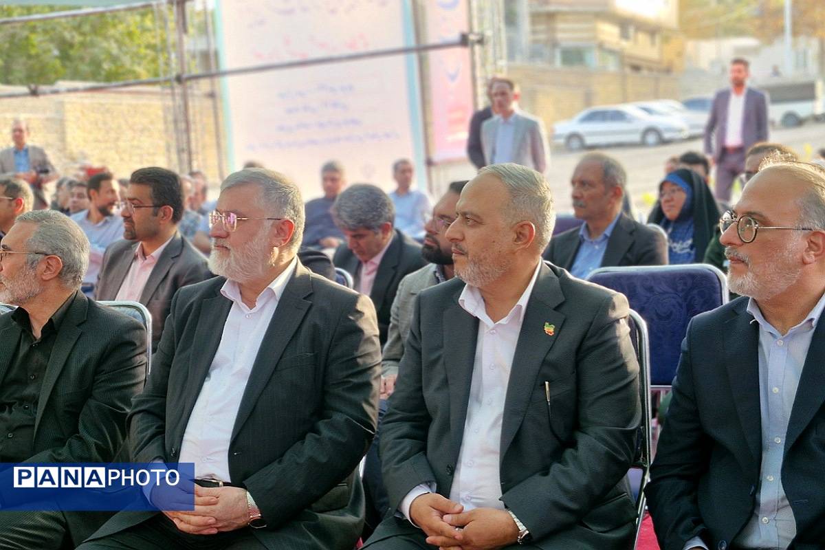 آیین خشت گذاری و افتتاح مدارس در منطقه پردیس با حضور استاندار تهران و مدیر کل شهرستانهای استان تهران 