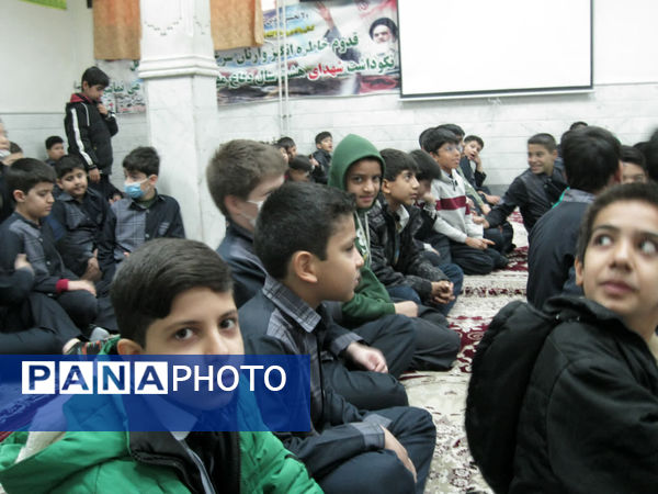 برگزاری پیش‌اجلاسیه نماز در دبستان سمیه قم