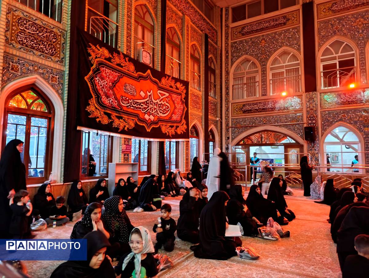 برگزاری مراسم عزاداری شب عاشورا در تکیه ابوالفضلی نیشابور