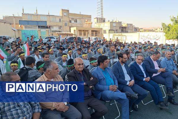 ایین بزرگداشت دانش‌آموز شهید حمله تروریستی شاهچراغ(ع)