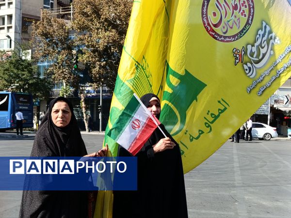 جمع خشم نصر در دومین سالگرد طوفان الاقصی؛ مردم پرشور به خیابان‌ها آمدند