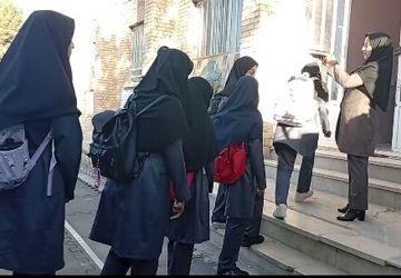بازگشایی مدرسه فاطمه زهرا (س) در چگنی با حضور مسئولان و والدین و دانش آموزان