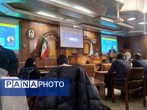 کارگاه سواد رسانه‌ای با محوریت مقابله با اخبار جعلی در تبریز