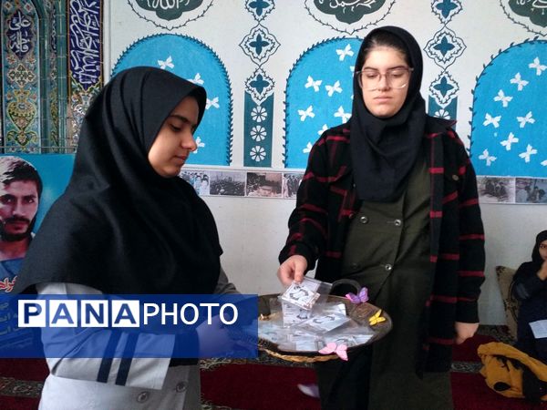 اجرای طرح لاله‌های روشن در دبیرستان شهید همت شهرستان ملارد 