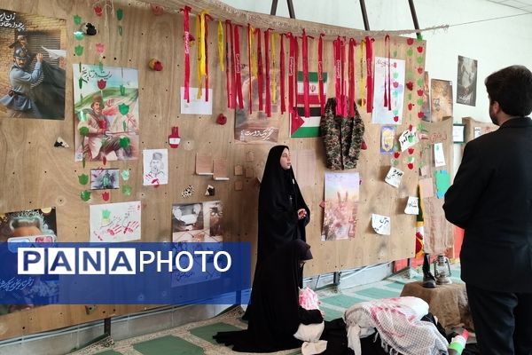 افتتاح نمایشگاه مدرسه انقلاب دبیرستان بهارآزادی 