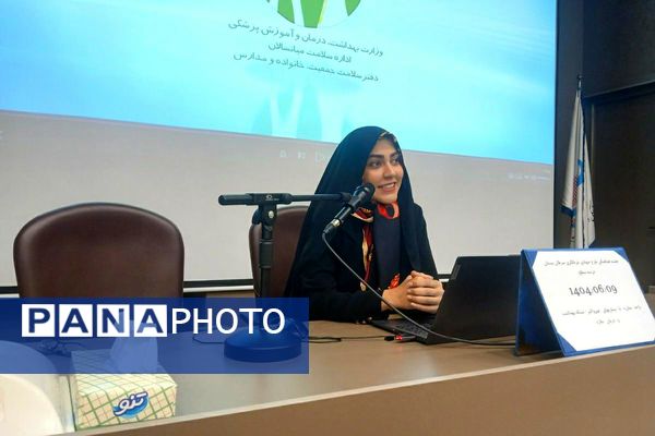 برگزاری کارگاه آموزشی پیشگیری از سرطان‌های شایع بانوان به‌مناسبت هفته فرهنگی در شهرستان ملارد 