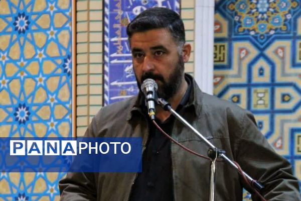 تقدیر از مدیران و فعالان پیشگیری از آسیب‌های اجتماعی شهرک امید صفادشت در نماز جمعه