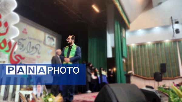 برگزاری یادواره شهدا با عنوان «سجاده نشینان ره عشق» در منطقه ۱۰