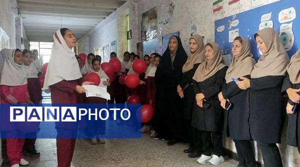 ویژه برنامه هفته معلم در دبستان استقلال حاجی آباد