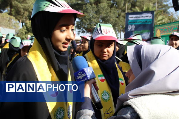 راهپیمایی یوم الله ۱۳ آبان در سمنان