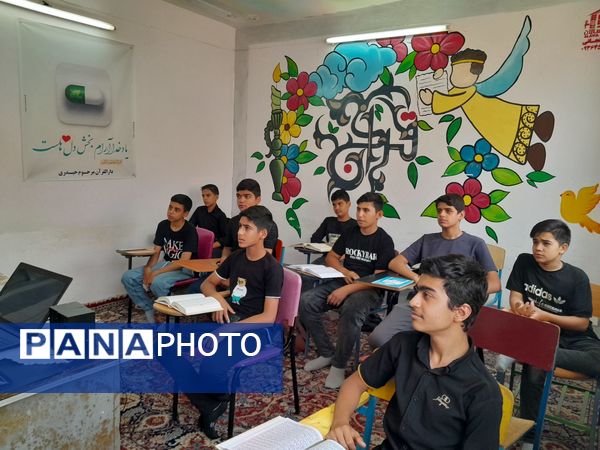 کلاس‌های اوقات فراغت در دارالقرآن مرحوم حیدری خلیل آباد