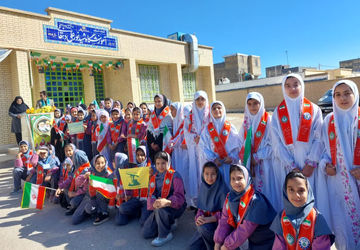 گرامی‌داشت دهه فجر در مدارس ناحیه 4 شیراز