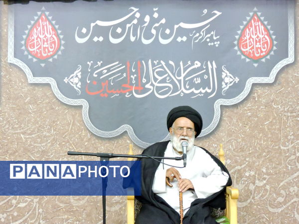 مراسم شهادت امام سجاد (ع) در دفتر نماینده ولی فقیه در یزد
