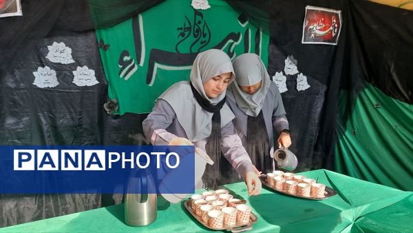 برپایی ایستگاه صلواتی در دبستان شهدای راه آهن ناحیه هفت