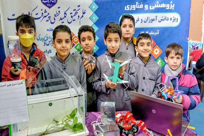 پژوهش به‌ عنوان یک اصل جدی در مدارس باید دنبال شود