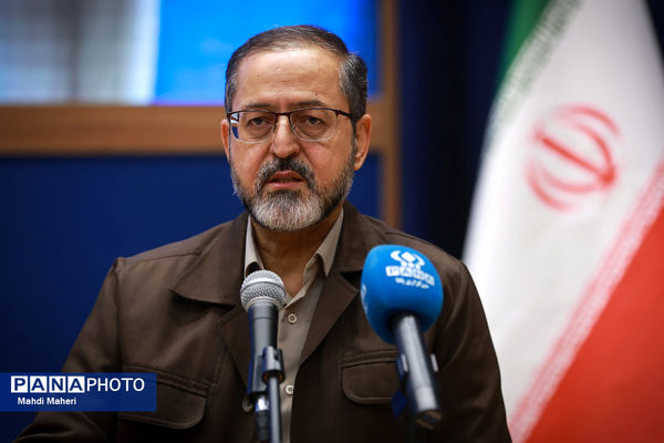 مراسم آموزش کاروان‌های عمره دانش‌آموزی به دانش‌آموزان عازم سرزمین وحی