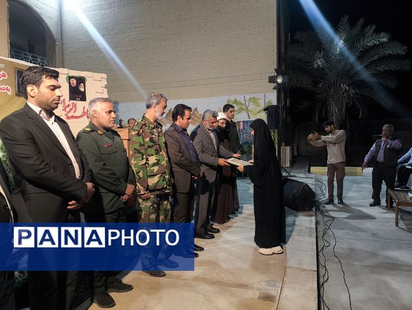 یادواره شهدای دانش‌آموزی در منطقه سندرک