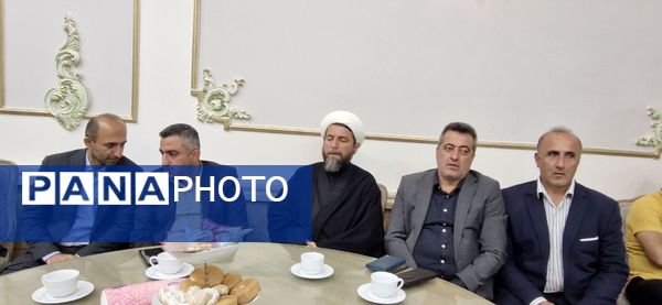 آیین تجلیل از خبرنگاران و اصحاب رسانه در محمودآباد